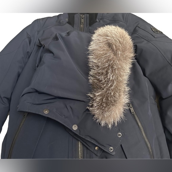Moose Knuckles Lingan Parka in Navy - Size S - Picture 15 of 16